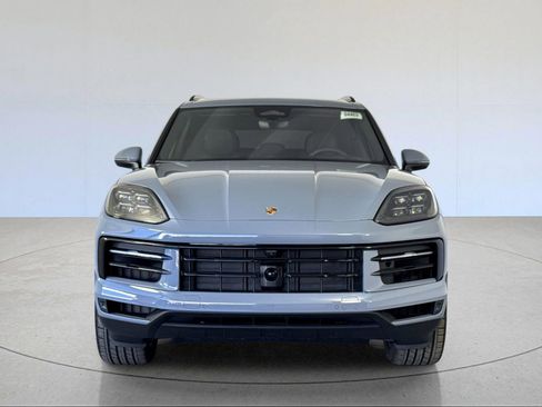 New 2026 Porsche Cayenne S image 11