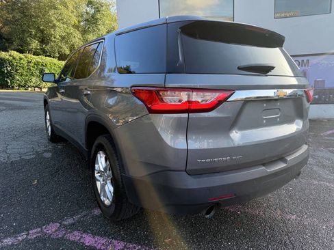 Used 2021 Chevrolet Traverse LS image 21