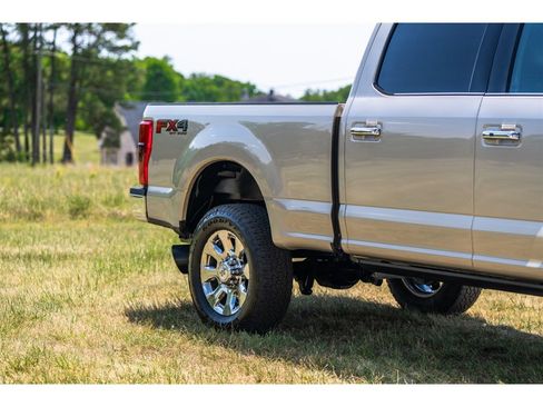 Used 2017 Ford F250 King Ranch w/ Chrome Package AWD/4WD image 3