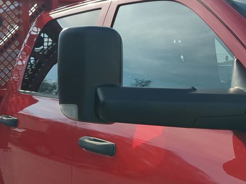 Used 2018 RAM 5500 Tradesman w/ Max Tow Package image 10