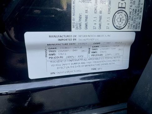 Used 2021 Nissan Rogue S AWD/4WD image 25