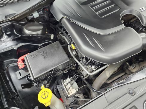 Used 2019 Chrysler 300 Limited image 19