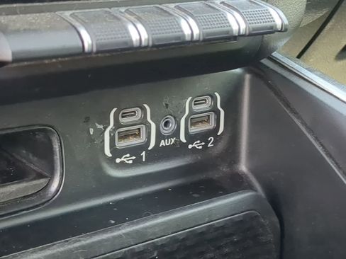 Used 2020 RAM 1500 Big Horn AWD/4WD image 28