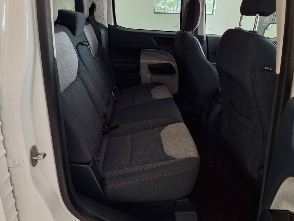 Used 2024 Ford Maverick XLT FWD image 12
