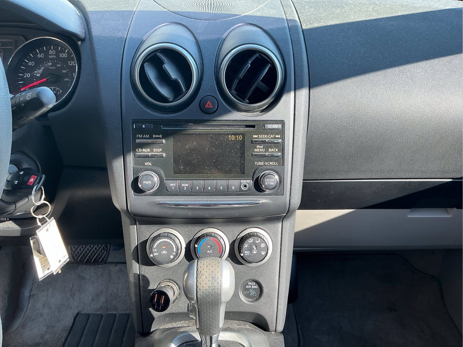 Used 2015 Nissan Rogue S w/ Convenience Package FWD image 16