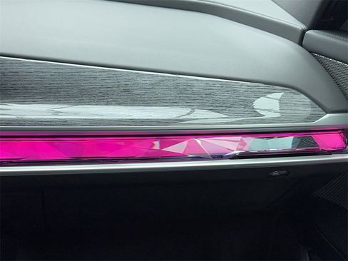 Used 2024 BMW 740i 740i M SPORT,NAV,CAM,PANO,BLIN image 20