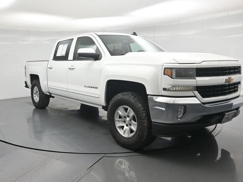 Used 2018 Chevrolet Silverado 1500 LT w/ All Star Edition RWD image 43