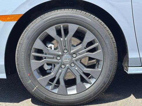 New 2026 Honda Odyssey Touring image 36