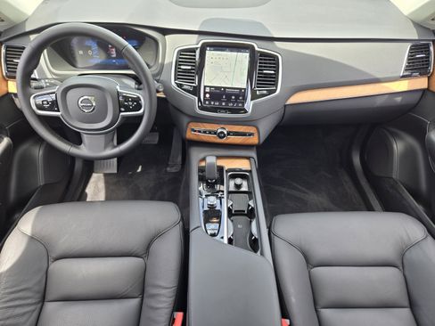 Used 2025 Volvo XC90 T8 Plus w/ Protection Package Premier AWD/4WD image 25