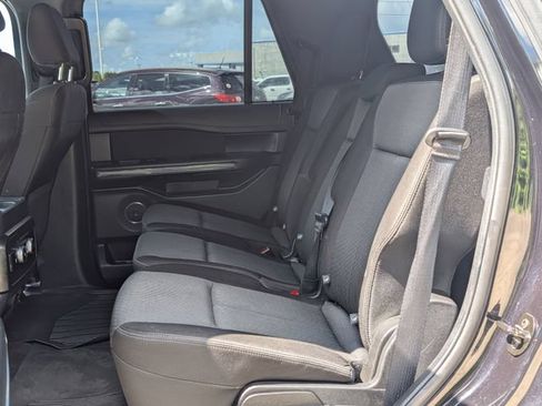 Used 2021 Ford Expedition XLT RWD image 24