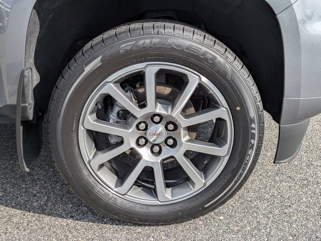 Used 2022 GMC Canyon Denali RWD image 11