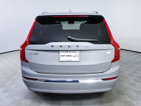Certified 2024 Volvo XC90 T8 Plus w/ Protection Package Premier AWD/4WD image 29