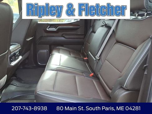 Used 2024 GMC Sierra 1500 Denali w/ Denali Reserve Package AWD/4WD image 16