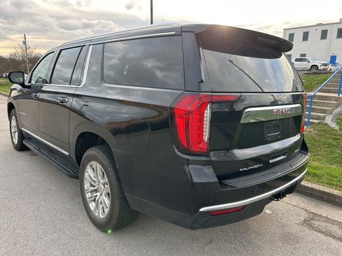 Used 2024 GMC Yukon XL SLT image 4