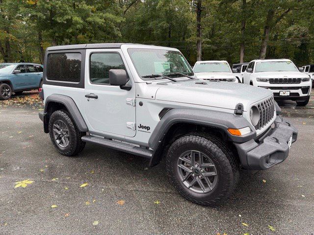 Certified 2024 Jeep Wrangler Sport AWD/4WD image 8