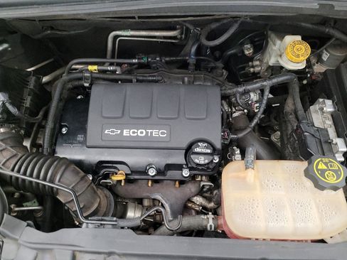 Used 2020 Chevrolet Trax LS w/ Tint and Cruise Package image 30