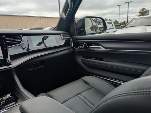 New 2026 Jeep Grand Wagoneer Summit w/ Rear Seat Video Group I AWD/4WD image 20