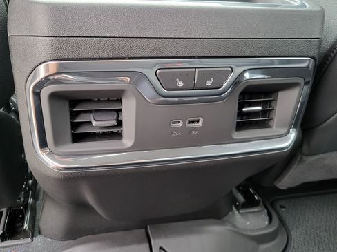 New 2025 GMC Sierra 2500 Denali w/ Denali Reserve Package image 36