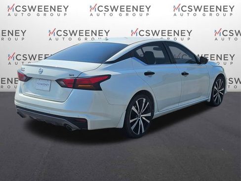 Used 2020 Nissan Altima 2.5 SR w/ Premium Package FWD image 5