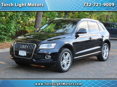 Used 2017 Audi Q5 2.0T Premium AWD/4WD image 1