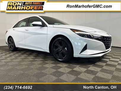 Used 2022 Hyundai Elantra SEL w/ Convenience Package