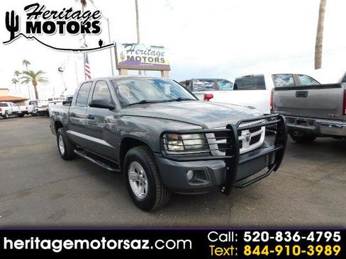 Used 2011 Dodge Dakota Big Horn image 1
