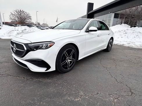 New 2026 Mercedes-Benz E 450 4MATIC Sedan image 4