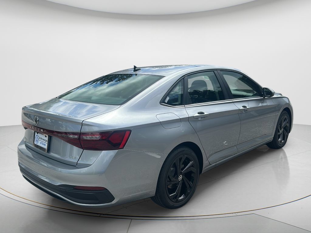 New 2027 Volkswagen Jetta SE FWD image 5