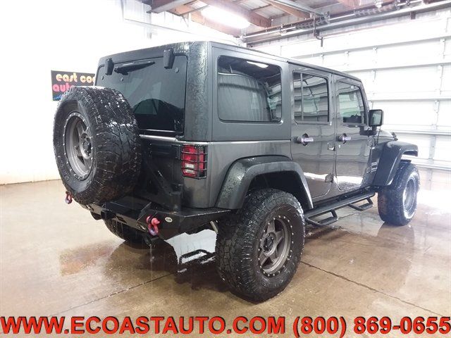 Used 2017 Jeep Wrangler Unlimited Sport w/ Quick Order Package 24S AWD/4WD image 3