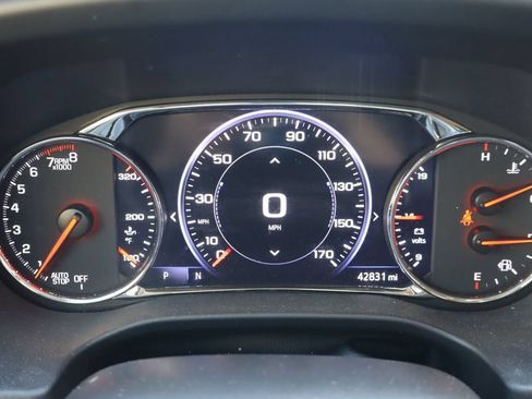Used 2023 GMC Acadia Denali w/ Denali Ultimate Package FWD image 10