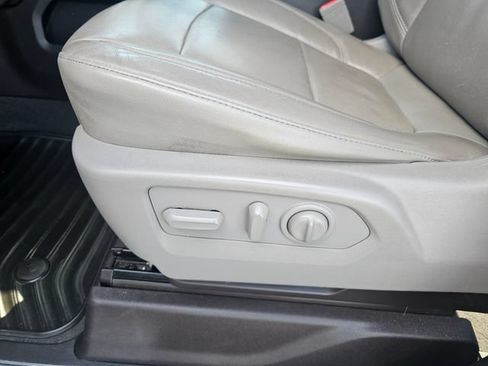 Used 2019 Chevrolet Silverado 1500 LTZ w/ LTZ Plus Package AWD/4WD image 18