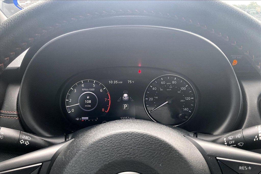 Used 2024 Nissan Kicks SR FWD image 13