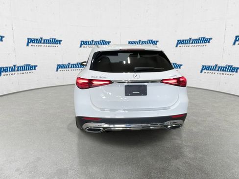 Used 2023 Mercedes-Benz GLC 300 4MATIC image 9