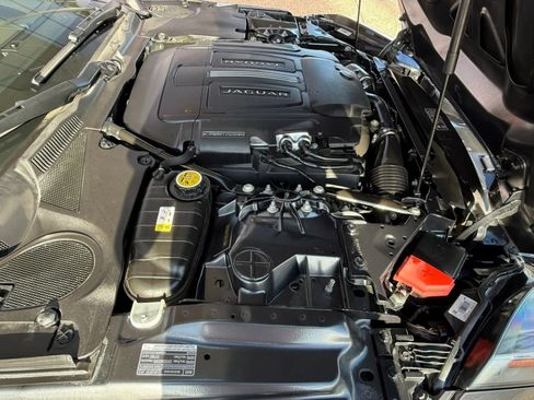 Used 2016 Jaguar F-TYPE Coupe image 24