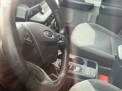 Certified 2022 Ford Maverick XLT w/ XLT Luxury Package image 7