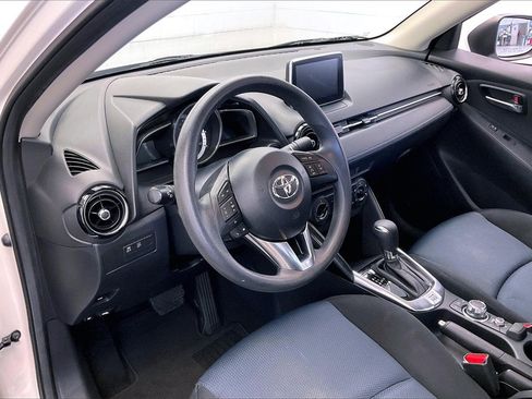 Used 2017 Toyota Yaris iA image 14
