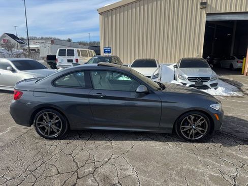 Used 2015 BMW M235i Coupe image 11