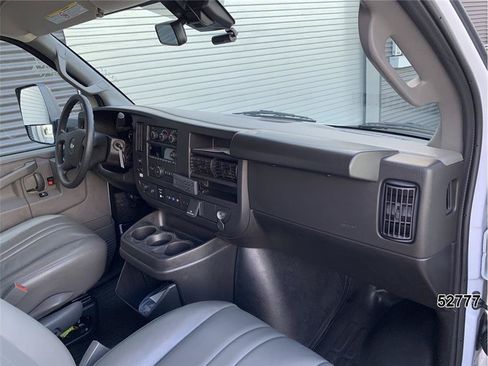 Used 2024 Chevrolet Express 3500 w/ Power Convenience Package RWD image 27