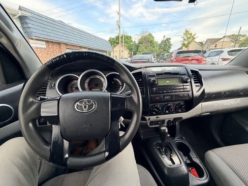 Used 2012 Toyota Tacoma 2WD Regular Cab image 29
