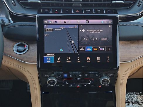 New 2025 Jeep Grand Cherokee L Summit image 13