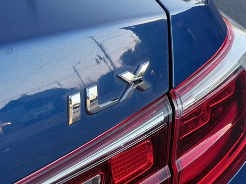 Used 2017 Acura ILX image 40