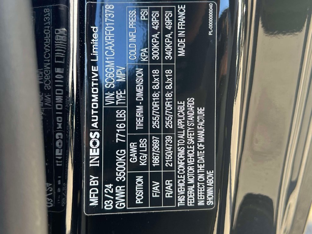 Used 2024 INEOS Grenadier Station Wagon AWD/4WD image 32