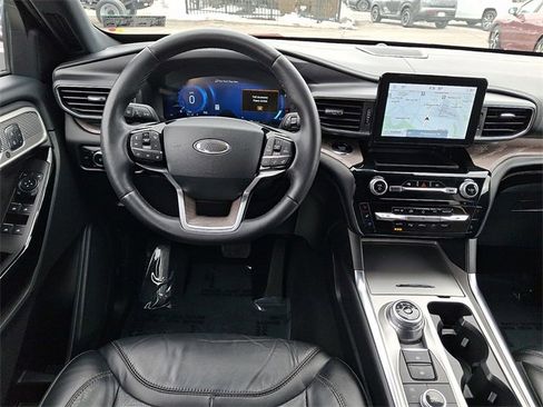 Certified 2023 Ford Explorer Platinum w/ Equipment Group 601A image 12