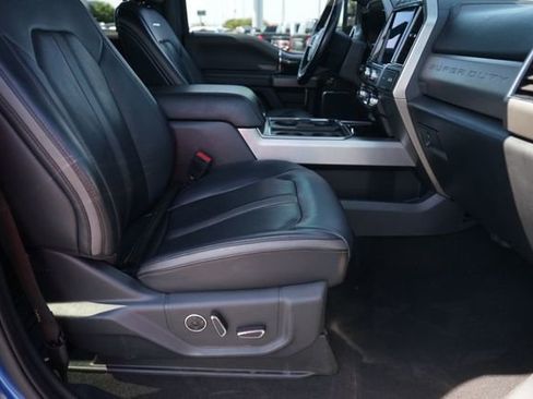 Used 2022 Ford F350 Platinum w/ Tremor Off-Road Package AWD/4WD image 19