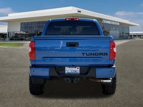 Used 2018 Toyota Tundra SR5 w/ SR5 Upgrade Package RWD image 9