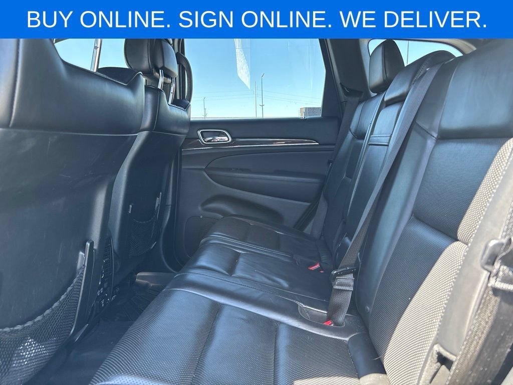 Used 2018 Jeep Grand Cherokee Overland AWD/4WD image 11