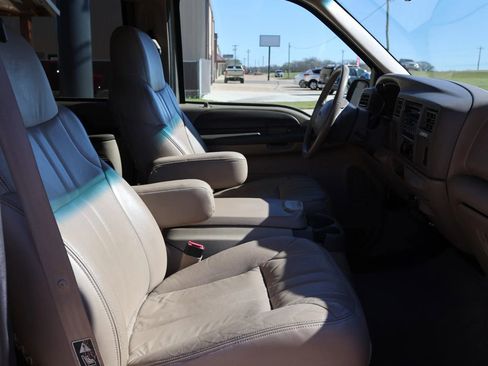 Used 2000 Ford Excursion XLT image 40