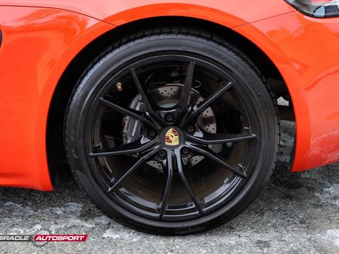 Used 2017 Porsche 718 Boxster image 12