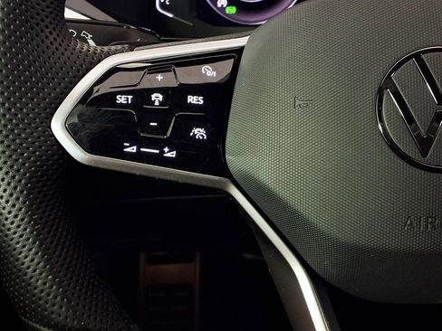 Used 2023 Volkswagen Arteon SE image 19