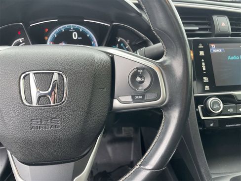Used 2018 Honda Civic EX-L image 17
